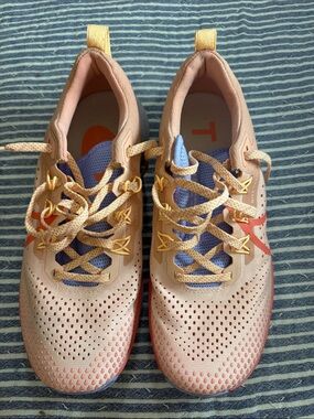Nike Pegasus trail Peach and Lavender Women's Running Sneakers